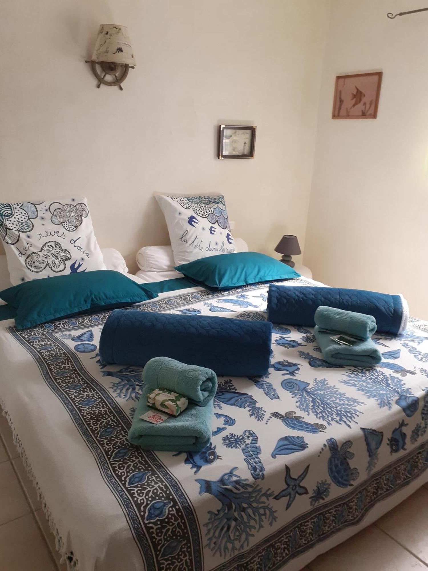 La Maison De Jenny Bed and Breakfast Montauroux Εξωτερικό φωτογραφία