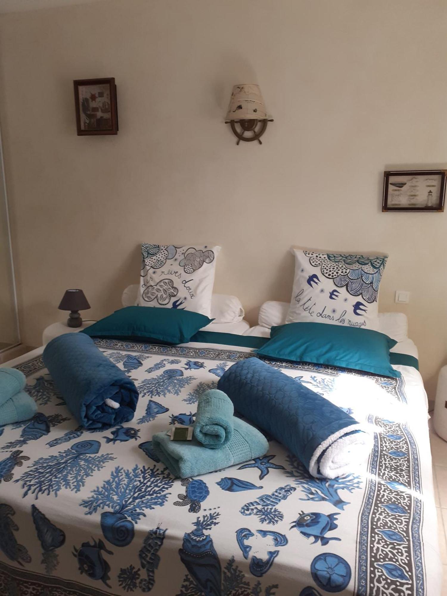 La Maison De Jenny Bed and Breakfast Montauroux Εξωτερικό φωτογραφία